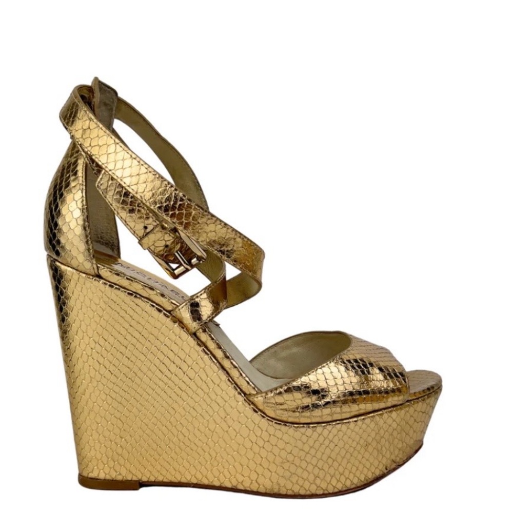 Michael Kors Gold Wedge Sandals snake print embossed. ♥️♥️♥️